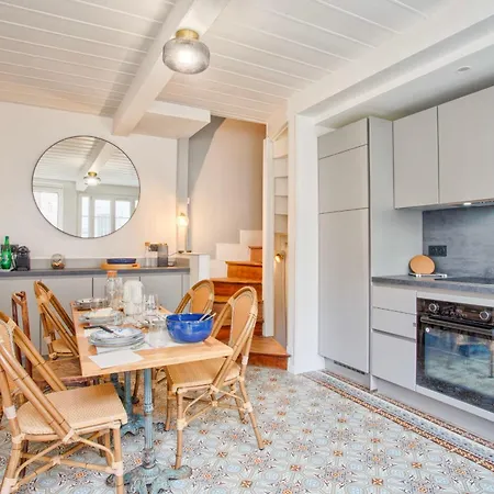 Hébergement de vacances La Favorite ! - 3 Bedrooms - Sur Mer